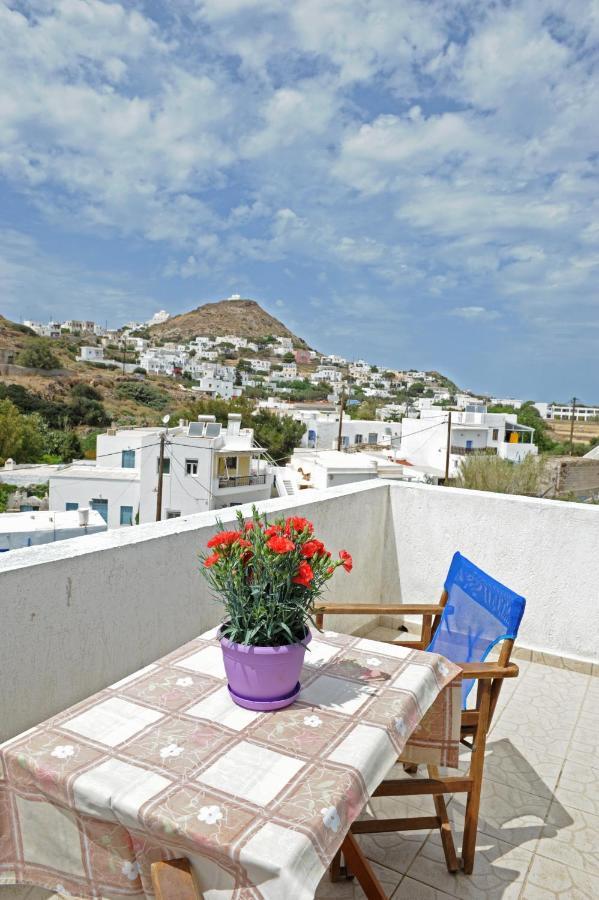 Morfeas Hotel Трипити Екстериор снимка