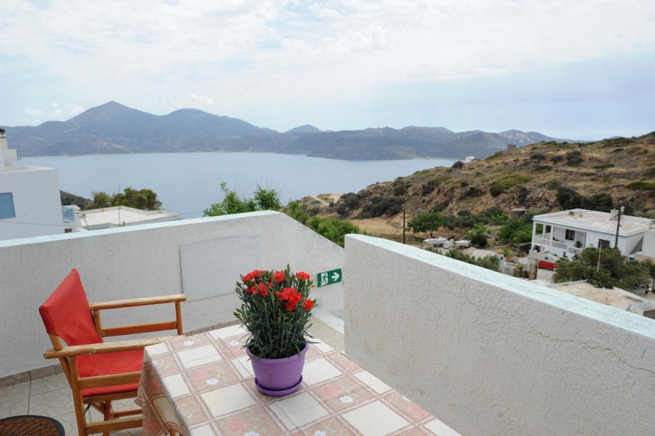Morfeas Hotel Трипити Екстериор снимка